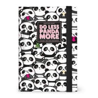 Denný diár Legami Panda Fotós 2026-2027 – 16-mesačný, september 2026 – december 2027, gumičkové zatváranie, papier s certifikátom FSC, 12x18 cm 1