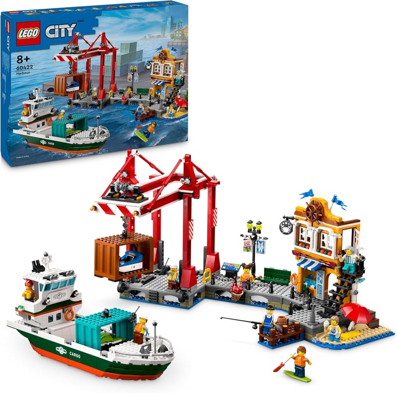 LEGO City Kikötő Teherhajóval - Építőjáték 8+ Gyerekeknek, 1226 Elemmel, Konténerdaruval, Hajóval és 8 Minifigurával, 60422