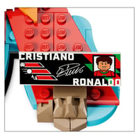 Stavebnica LEGO Futbalové momenty Cristiana Ronalda s minifigúrkou 43012 – od 10 rokov 5