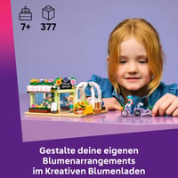 LEGO Friends 42693 Kreatívny obchodík s kvetmi, miniatúrna stavebnica s umelými kvetmi, vázami, kyticami, 2 minifigúrkami a bicyklom, od 7 rokov 2