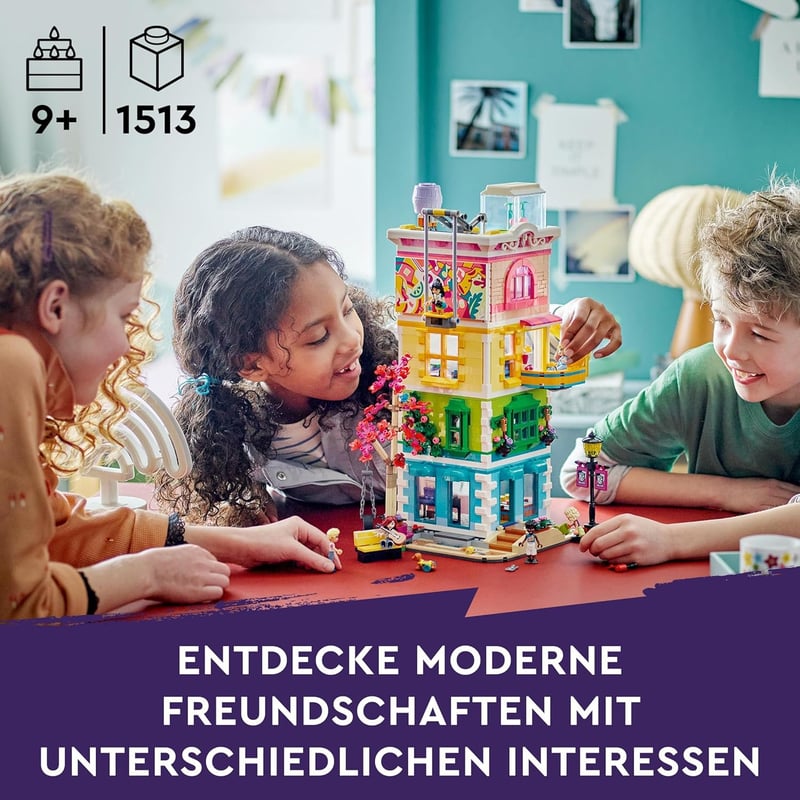 LEGO Friends Heartlake City Közösségi Központ - 5 emeletes kreatív építőjáték 6 minifigurával és kutyával - 9+ éves gyerekeknek - 1513 db - 