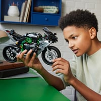 LEGO Technic Motocykel Kawasaki Ninja H2R 42170 – Stavebnica pre deti aj dospelých, od 10 rokov, zberateľský model 8