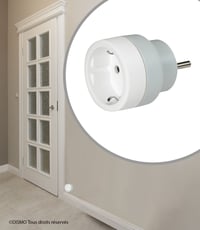 Cestovný adaptér Legrand 2P+T 16A 230V z nemeckej zásuvky na francúzsku zásuvku, sivá/biela 3
