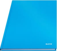 Zápisník Leitz Solid A4 s tvrdou väzbou, linajkový, 160 strán, 80 listov, papier s certifikátom FSC, 80 g/m², obal odolný proti poškriabaniu, kancelársky a školský denník, svetlomodrý 1
