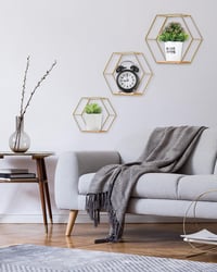 Set 3 Rafturi de Perete Hexagonale Liesun, Metalice, Fără Găurire, Rafturi Plutitoare pentru Living, Auriu 5