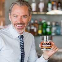 LIGHTEN LIFE Cadou de 40 de ani pentru bărbați - Pahar de whisky din 1986 în cutie de lemn prețios - Pentru tată, soț, prieten, idee de cadou pentru bărbați de 40 de ani 5