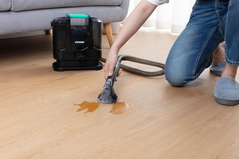 Linsar Kárpittisztító Gép Szívó Permetezős Kanapé Autó Lépcső Szőnyeg Tisztítás 400W