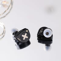 Slúchadlá LINSOUL SIMGOT EW300 HBB Edition s hybridným meničom 1DD+1Planar+1PZT, vymeniteľné dýzy, postriebrený OFC kábel, káblové IEM 7