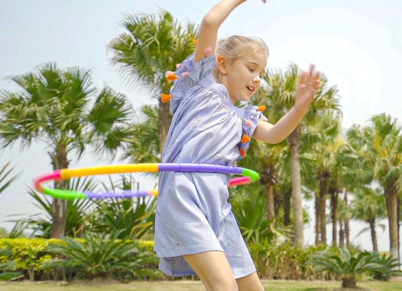 LINYIJOY 8 részes gyermek karika 58 cm műanyag levehető hulahopp, színes gimnasztika fitness és tánc sport játék