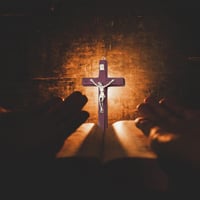 Lithyc, 2 bucăți Cruce din lemn cu Isus, decorațiune religioasă de perete, crucifix pentru perete, decorațiune de Paște pentru casă, decorațiune de perete pentru living, hol și birou 6