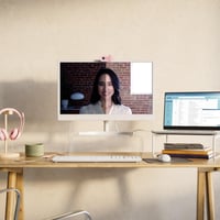 Webkamera Logitech Brio 100 Full HD na porady a streamovanie, automatické vyváženie svetla, zabudovaný mikrofón, kryt na ochranu súkromia, USB-A 5
