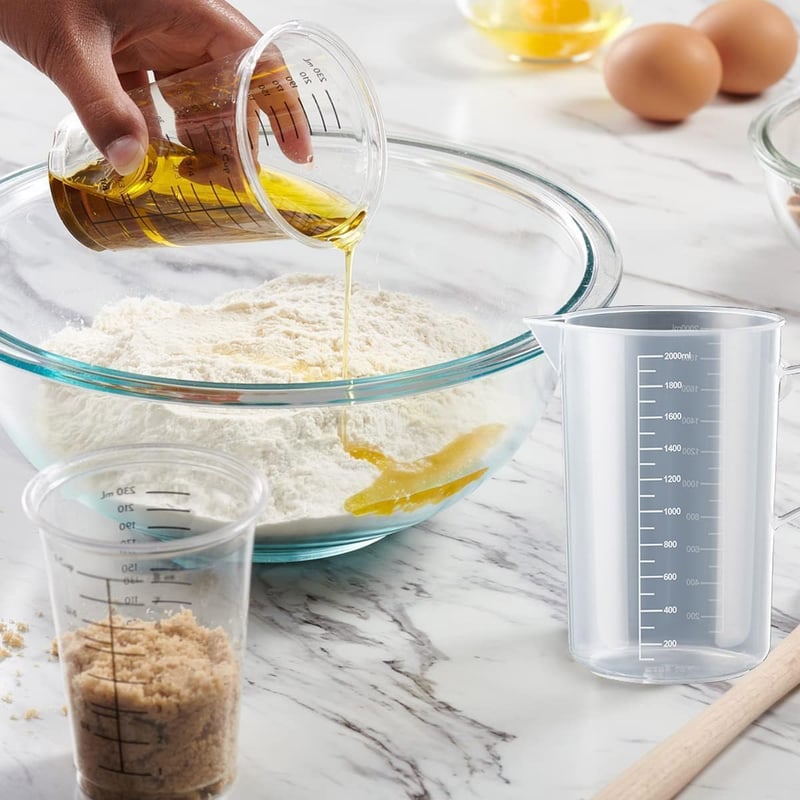 Lottogo 4 részes mérőpohár szett 100-1000 ml műanyag fogantyúval