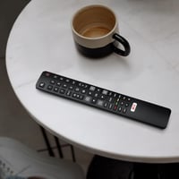 Loutoc Univerzális Távirányító TCL Smart TV-hez - Helyettesítő Távirányító TCL Android/Google TV Készülékekhez, 2 AAA Elemmel Működik

AI: I 7