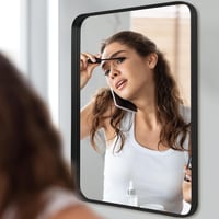 LunaMirror Fekete Fürdőszobai Tükör 50x75 cm - Modern Alumínium Kerettel, Fali Tükör Hálószobába, Nappaliba, Előszobába 2