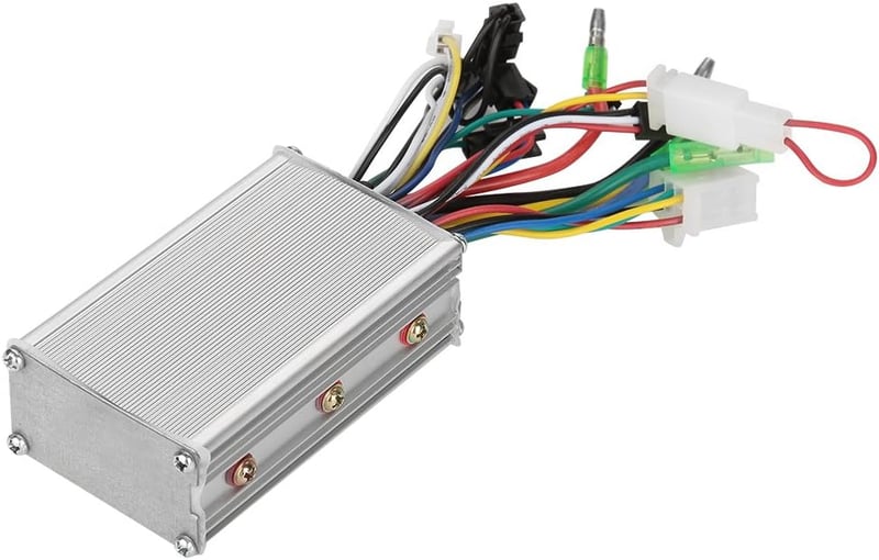 MAGT 36V/48V 350W Alumínium Kefe Nélküli Motor Vezérlő Elektromos Kerékpárhoz és Rollerhez - Ezüst Színű, Könnyű, Hűtőbordás Kivitel