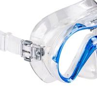 Detská potápačská maska Mares Seahorse s jednou šošovkou z tvrdeného skla, priehľadnou silikónovou lícnicou, prackami EZ Adjust 360° a modrým rámom 4