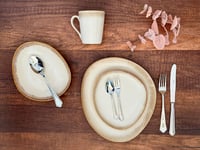 Set de masă vintage MÄSER La Sinfonia 931991 pentru 4 persoane, 16 piese, din ceramică cu formă unică, degrade de la bej la alb-crem 2