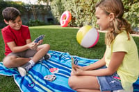 Mattel Games UNO H2O To Go P1703 vodoodolná kartová hra s karabínou – pre 2-10 hráčov, od 7 rokov, na pláž a cesty 7
