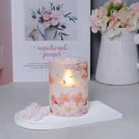 Mavandes LED svijeća u staklu s efektom plamena, daljinskim upravljačem i timerom, dizajn trešnjinog cvijeta, od pravog voska, 3 komada, 7,5 cm x 10, 12,5, 15 cm, toplo bijelo svjetlo 2