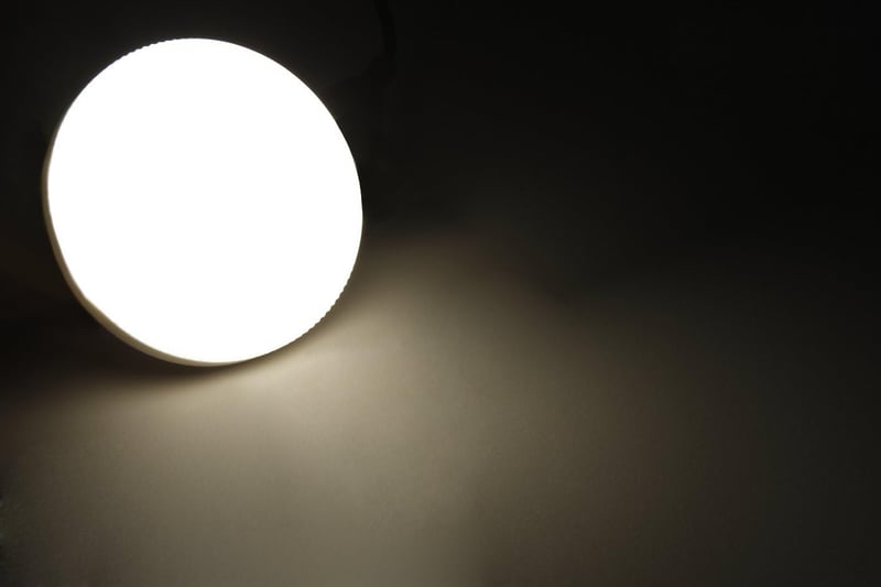McShine LS LED spotlámpa GX53 foglalattal, 3W, 260 lumen, 3000K meleg fehér, beltéri mennyezeti világítás, energiatakarékos reflektor