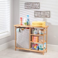 mDesign Bambusz Fürdőszobai Polc Szennyestartóval - Kivehető Mosodai Kosár Fogantyúkkal - Vízálló Tárolórendszer Mosószereknek - 100x32x80 c 2