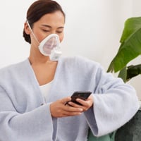 Inhalator portabil cu acumulator Medisana IN 700, nebulizator wireless cu tehnologie mesh pentru copii și adulți, pentru astm și răceală 3