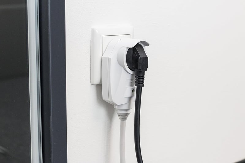 Meister Power Socket Strip 6 Plus 1 hosszabbító 2m - 7 aljzat - 2-3+1, White