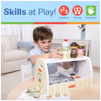 Drevený stánok so zmrzlinou Melissa & Doug, 28 kusov – 8 druhov zmrzliny, kornútiky, pohárik, hracie peniaze, od 3 rokov 5