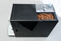 Automatický kávovar Melitta Caffeo Solo E950-201 so vstavaným mlynčekom, LED displejom, 15 bar, 1400 W, čierny, režim na 1 – 2 šálky 5