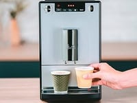 Automatický kávovar Melitta Caffeo Solo E950 s funkciou predhrievania, 15 barov, LED displej, výškovo nastaviteľný výtok, strieborný 4
