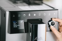 Espressor automat Melitta CI Touch cu sistem de lapte, râșniță integrată și spumator de lapte, Espresso și Cappuccino, 1,8 L, Argintiu 5