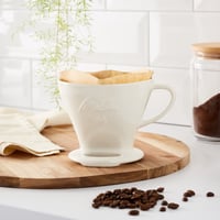 Suport pentru filtru de cafea din porțelan Melitta, mărimea 1x4, alb, cu fante laterale, pentru prepararea cafelei prin metoda pour-over 4