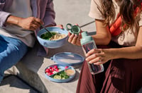 Športová fľaša Mepal Vita 500 ml vo farbe Nordic sage, s dvoma otvormi, znovupoužiteľná fľaša na pitie 8