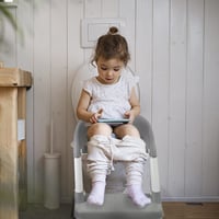 Mobiclinic Lala dječja WC sjedalica sa stepenicom, za djecu od 1 do 8 godina, sivo-bijela boja 3