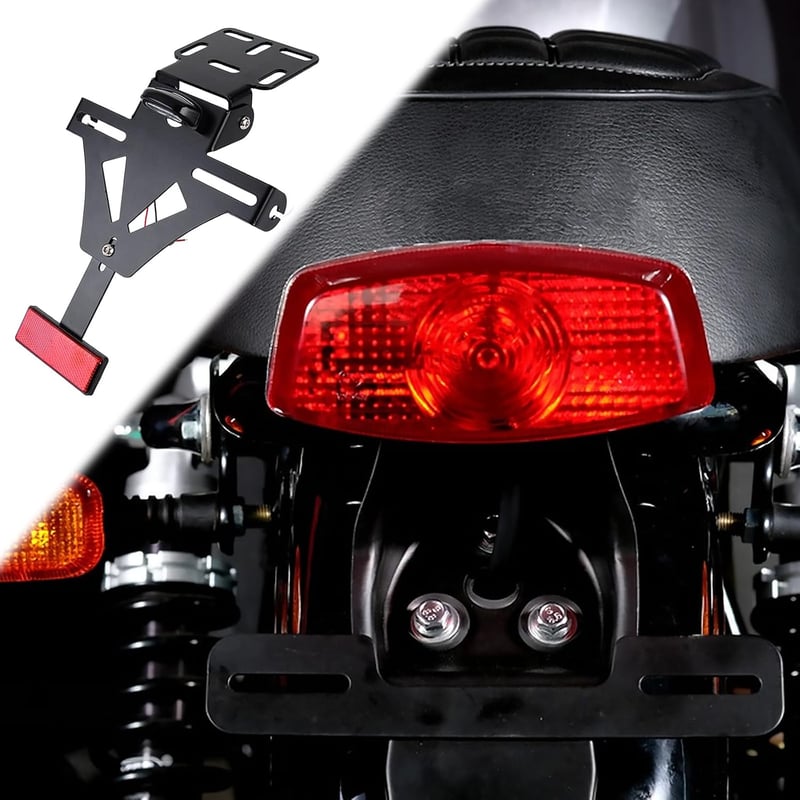 Mocoli Univerzális motor rendszámtartó hátsó lámpával és piros fényvisszaverővel fekete vázhoz, legtöbb motor modellhez