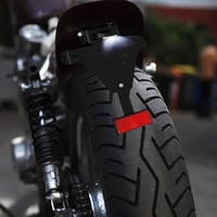 Mocoli Univerzális motor rendszámtartó hátsó lámpával és piros fényvisszaverővel fekete vázhoz, legtöbb motor modellhez 3