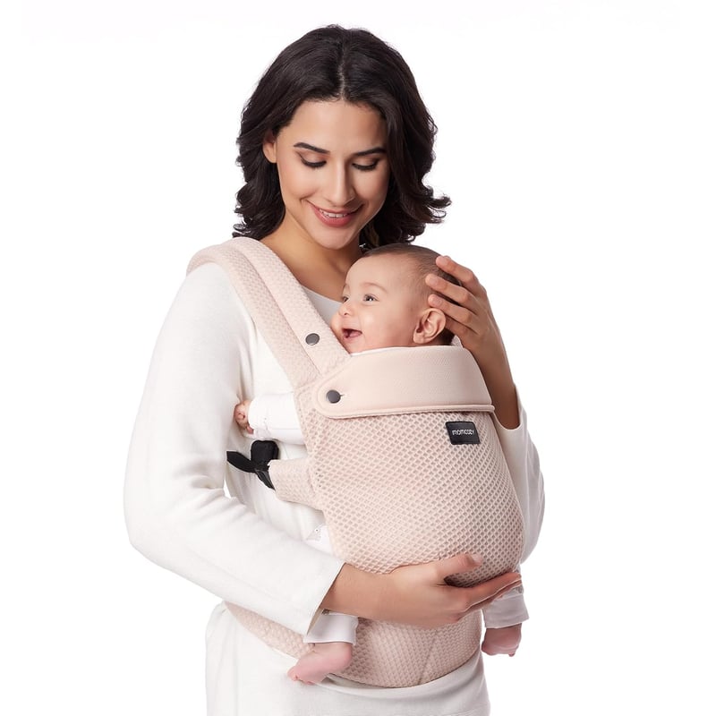 Momcozy Légáteresztő Hálós Babahordozó 3-20 kg Gyermekeknek, Ergonomikus Deréktámasszal, Rózsaszín Könnyű Kenguru Elöl Hordozáshoz, Géppel M