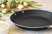 Monix Resistent Plus neprianjajuća aluminijska tava za paellu 38 cm - kompatibilna sa svim vrstama štednjaka, uključujući indukciju 6
