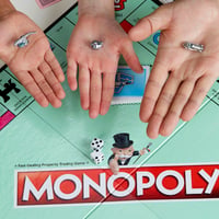 Spoločenská hra Monopoly pre 2-6 hráčov, pre deti od 8 rokov, s kartami Šanca vybranými fanúšikmi, rodinná hra 6