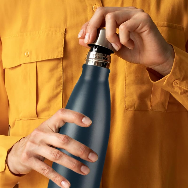 Mont-Clair H2O Rozsdamentes Acél Termosz 500ml - 24 Órás Hideg & 12 Órás Meleg Ital - Szivárgásmentes BPA-mentes Ivópalack - Sötétkék