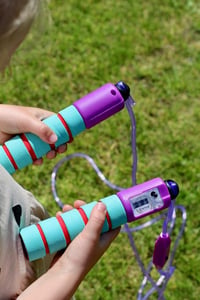 moses LED-es állítható ugrókötél számlálóval, 3 világítási móddal - többszínű 3