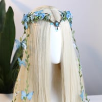 MOSTORY Lesná víla Elfia koruna Vlasový doplnok ku kostýmu motýľa pre ženy, modrý kvetinový veniec, renesančný doplnok na karneval a cosplay 6