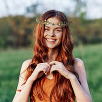 MOSTORY Kézműves Tündér Korona Elf Tiara Arany Zöld Holdas Fejdísz Jelmez Cosplay Reneszánsz Bálhoz 5