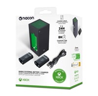 Nabíjacia súprava Nacon pre ovládač Xbox s dvoma externými batériami – kompatibilná s Xbox One a Xbox Series 2