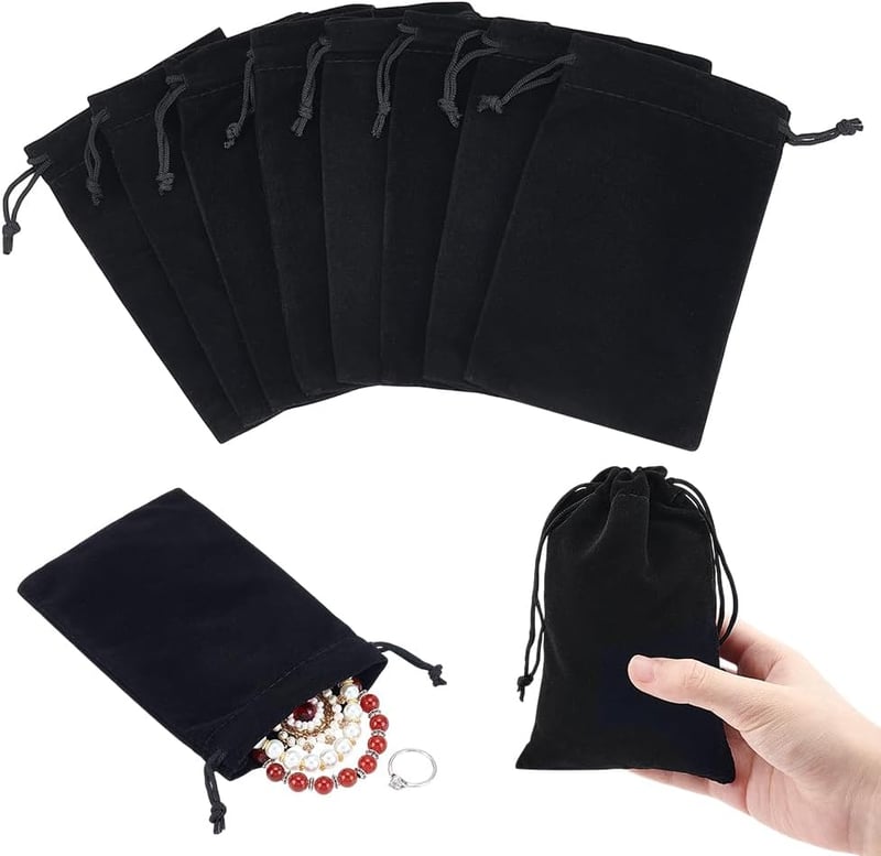 nbeads 20 db Fekete Bársony Ékszertartó Tasak Zsinórral 15x10 cm Nyaklánc Fülbevaló Ajándék Tárolózsák Esküvő Karácsony
