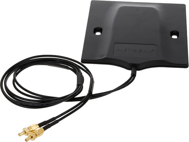 NETGEAR 5G/4G MIMO külső antenna TS9/SMA csatlakozóval 2,5 dBi erősítés