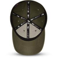 Șapcă de baseball New Era MLB New York Yankees League Essential 39Thirty Stretch - Croială elastică, model unisex 4