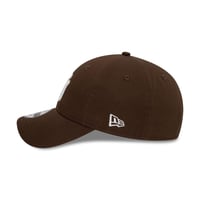 Șapcă de baseball New Era New York Yankees MLB League Essential, Maro, Reglabilă, 9Twenty - Mărime universală 7