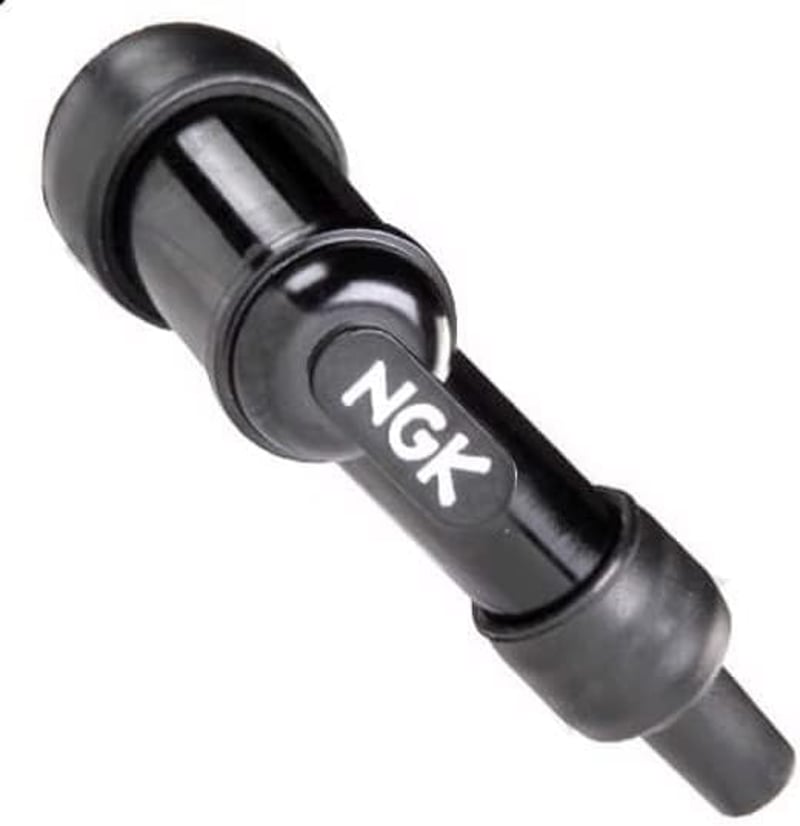 NGK 8051 Gyújtógyertya Védőkupak Phenol 14mm Csatlakozó