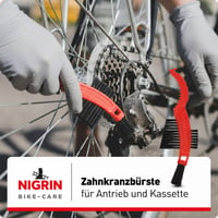 Sada čistiacich kief na bicykel Nigrin Bike Care, 3 ks – kefa na umývanie, kefa na ráfiky, kefa na kazetu – čierna/červená 5